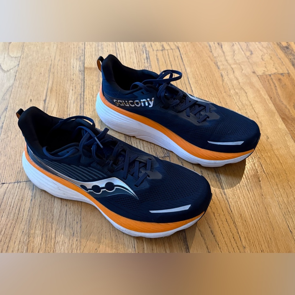 Saucony Hurricane 24 Running Shoes